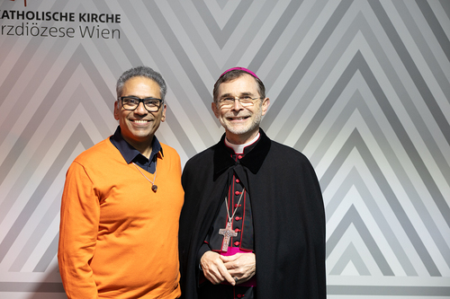 Gratulationsschlange / Erzdiözese Wien/ Schönlaub, Stephan Schönlaub