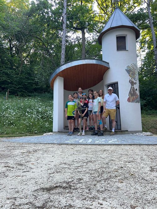 Asparner Minis pilgern zum Buschberg